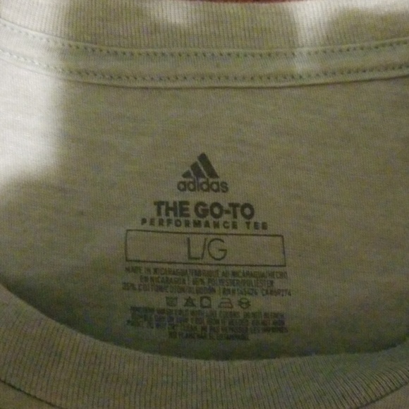 Adidas T-Shirt - Picture 2 of 3